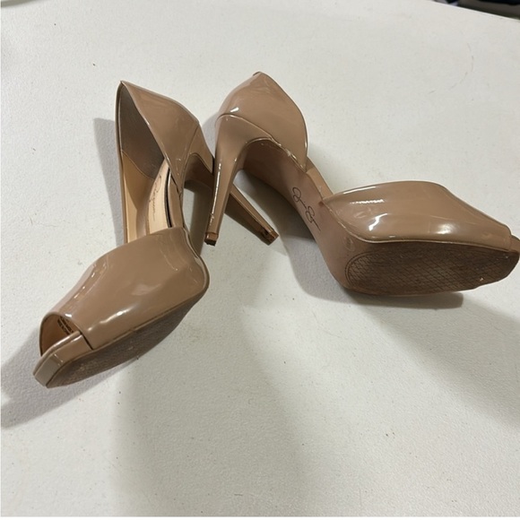 2 pairs of heels - Picture 5 of 5